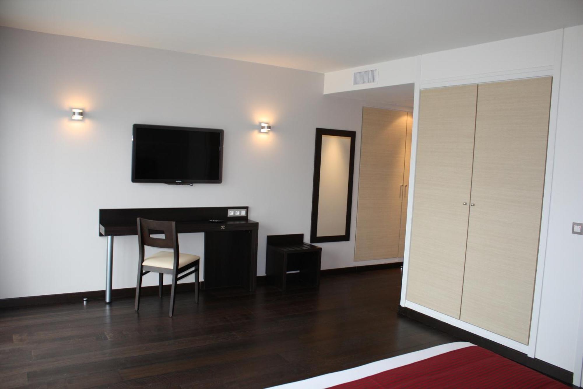 Logis Hotel Terre De Loire Belleville-sur-Loire Εξωτερικό φωτογραφία