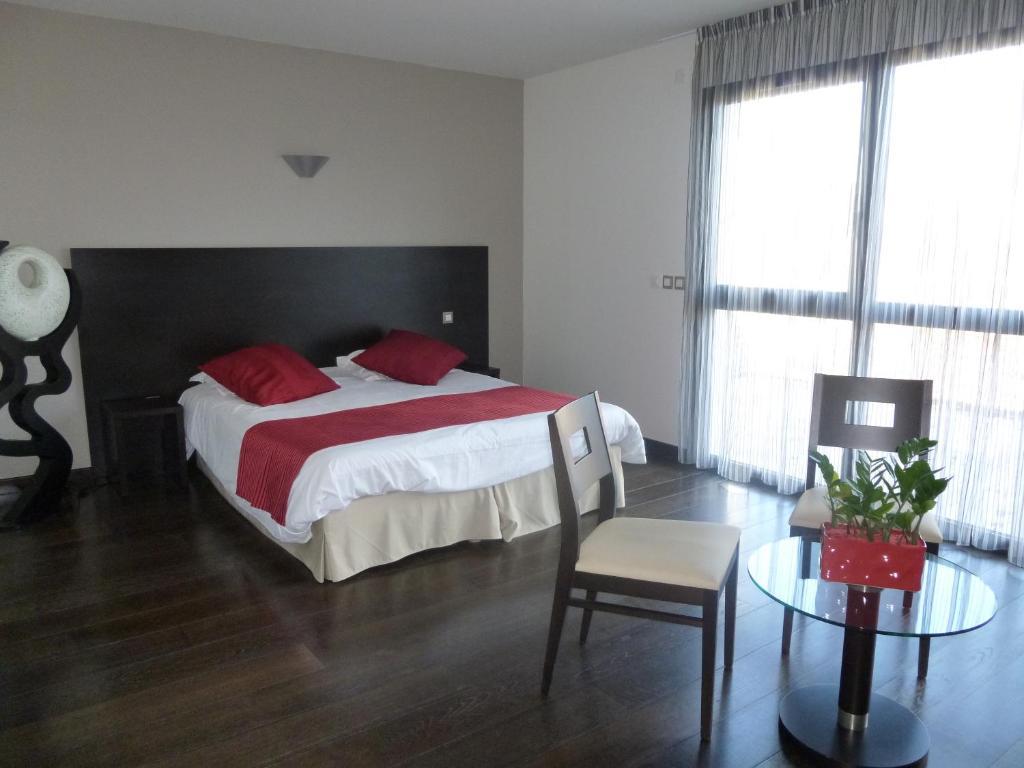 Logis Hotel Terre De Loire Belleville-sur-Loire Δωμάτιο φωτογραφία