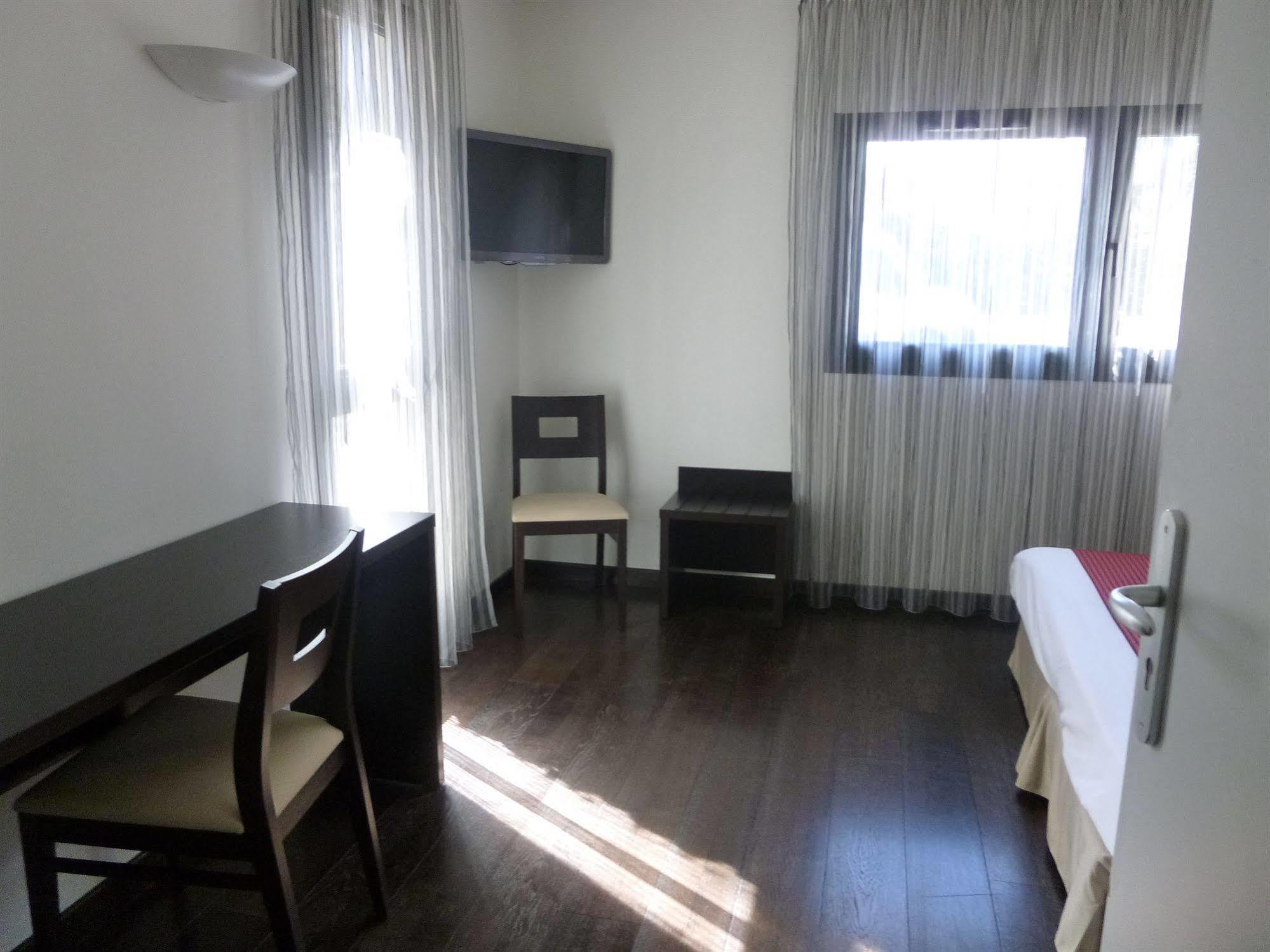 Logis Hotel Terre De Loire Belleville-sur-Loire Εξωτερικό φωτογραφία